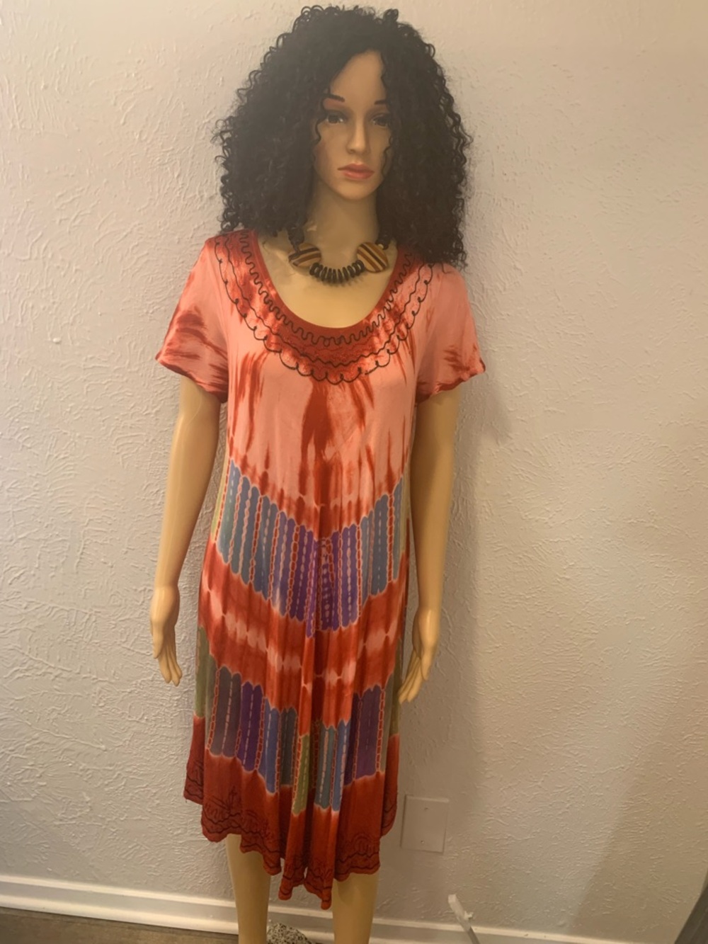 Tie-Dye Scoop Neck Midi Dress in Rust & Blue